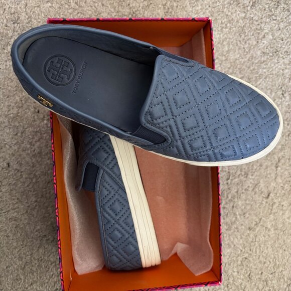 Tory Burch Jesse Quilted Leather Slip-On Sneakers Size 9 Blue, EUC - Picture 2 of 6